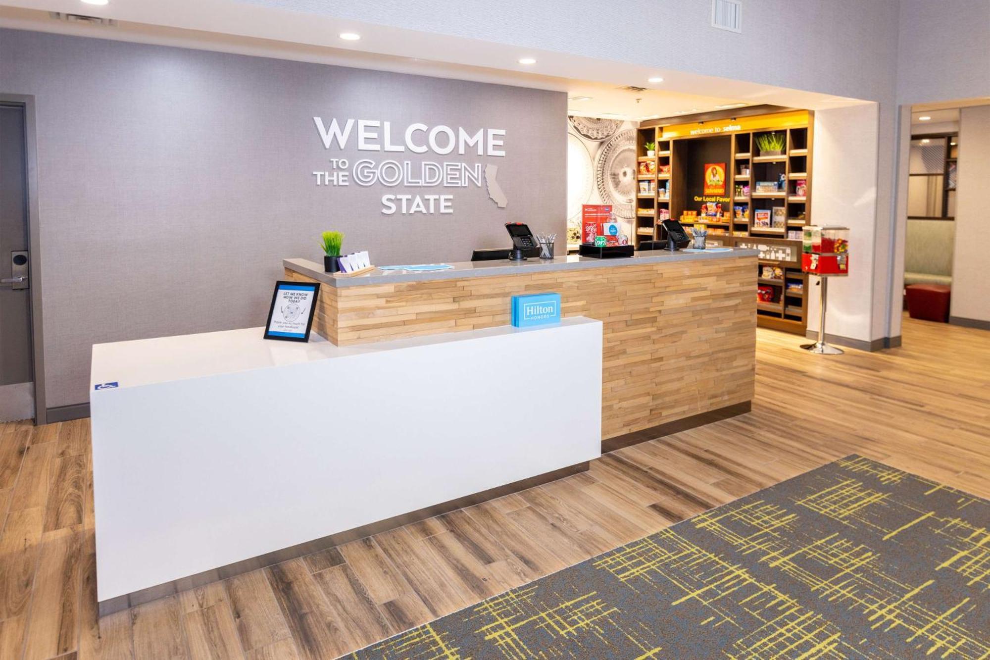 Hampton Inn Selma, Ca ภายนอก รูปภาพ