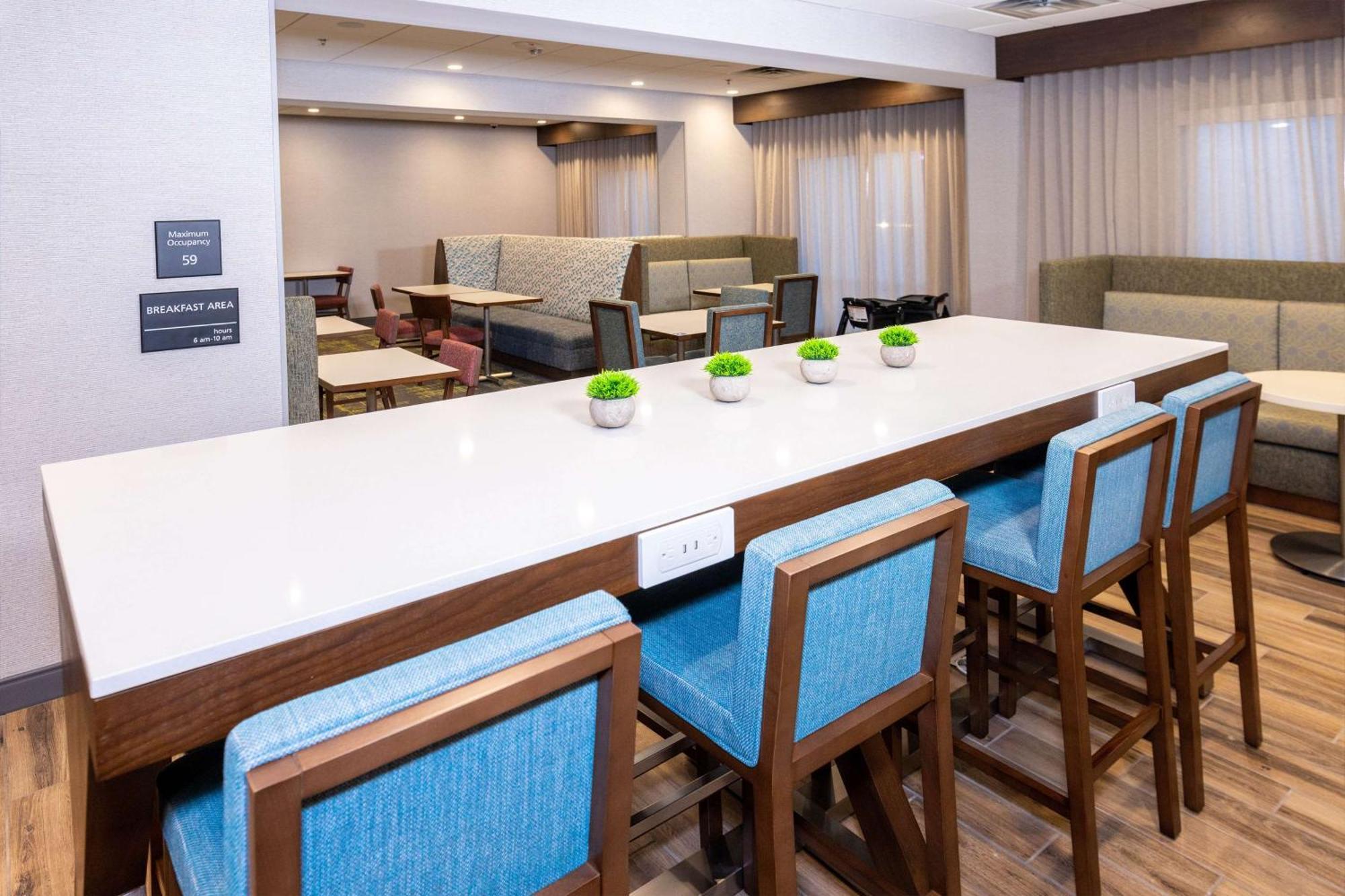 Hampton Inn Selma, Ca ภายนอก รูปภาพ