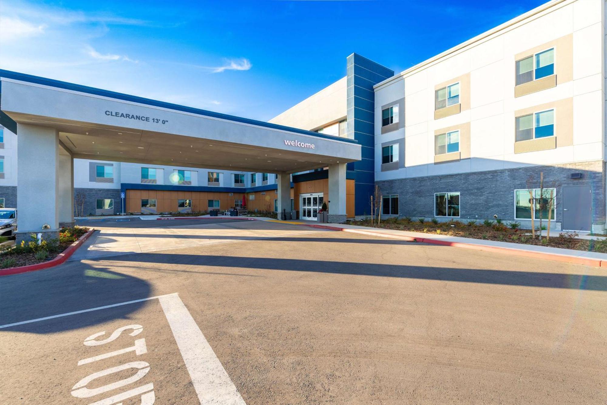 Hampton Inn Selma, Ca ภายนอก รูปภาพ