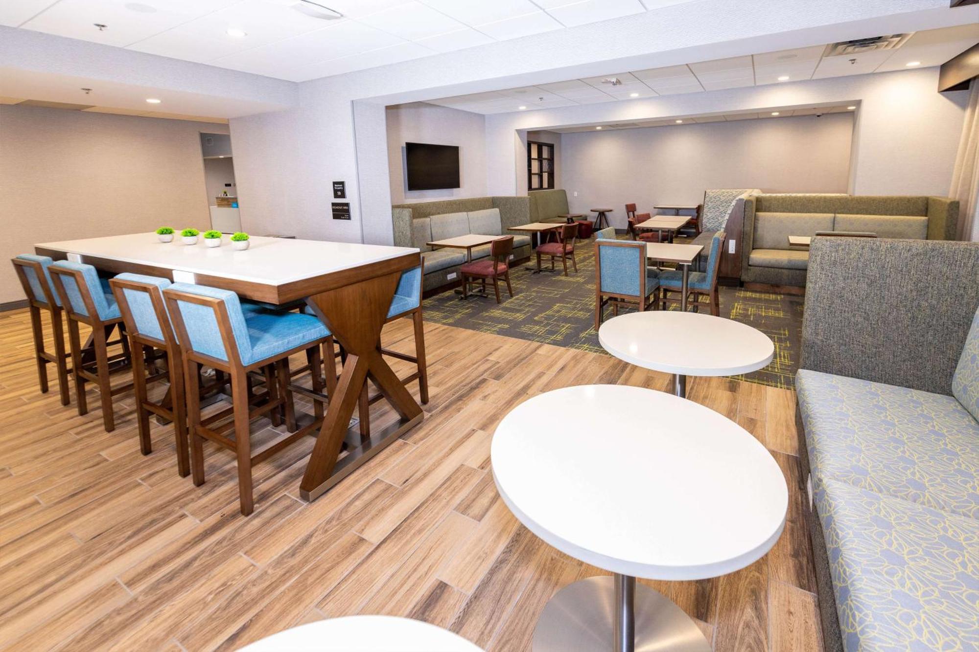 Hampton Inn Selma, Ca ภายนอก รูปภาพ