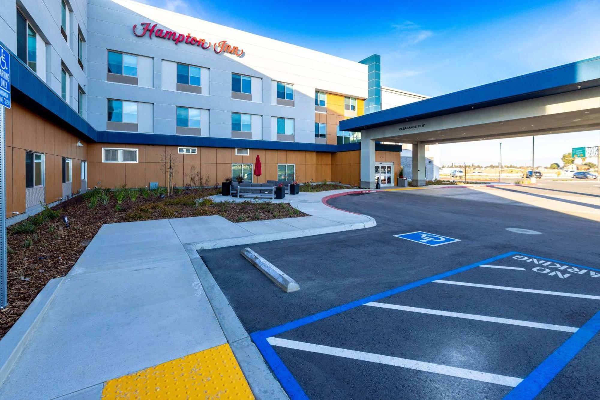Hampton Inn Selma, Ca ภายนอก รูปภาพ