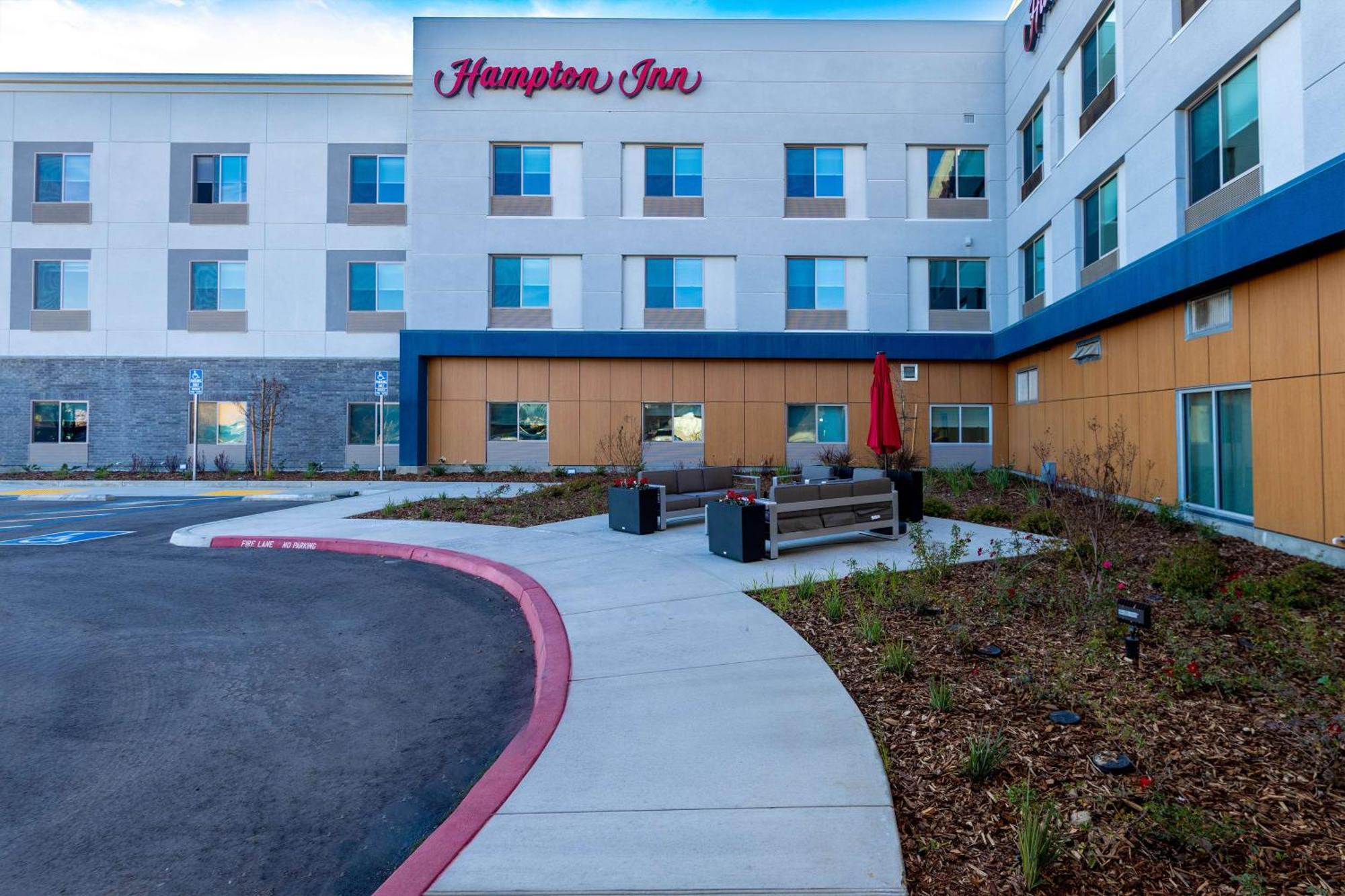 Hampton Inn Selma, Ca ภายนอก รูปภาพ