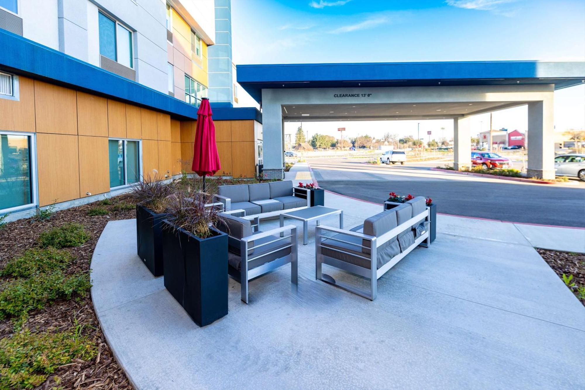 Hampton Inn Selma, Ca ภายนอก รูปภาพ